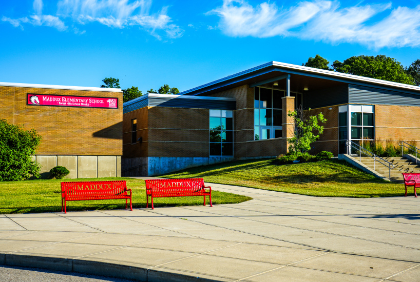 The front entrance to Maddux Elementary School